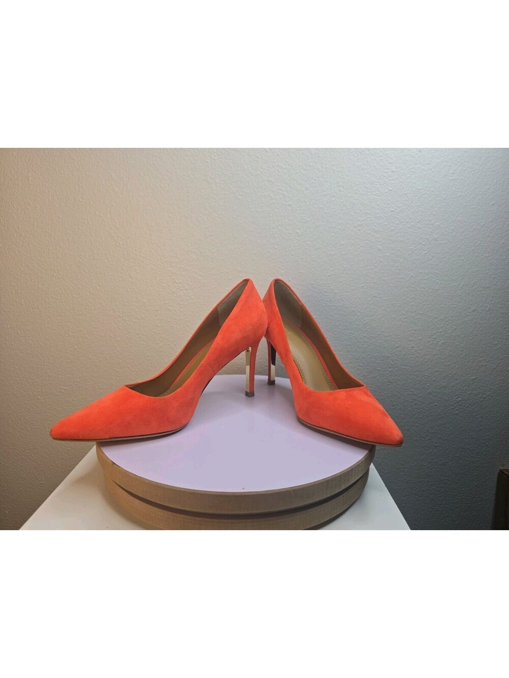 Tory Burch Elana Suede Pumps Heels Orange Poppy Pointed Toe Size 8M Excellent